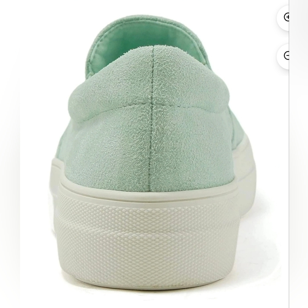 NWT/Box Mint Green Women's Slip-On Sneakers - Picture 5 of 8